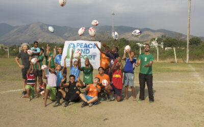 Champions for Peace Jeff Tordo and Serge Betsen bring rugby and the olympic dream to the Brazilian youth