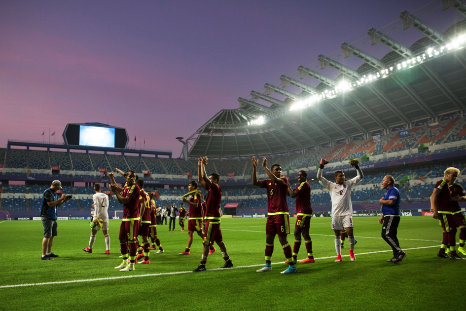 Football: Joy for Venezuela in U20 final vs England - 945 x 630 png 1120kB