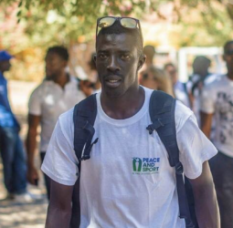 “In Dakar, the entire stadium held up a white card”