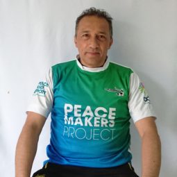 Soccer, a unifying tool for peace