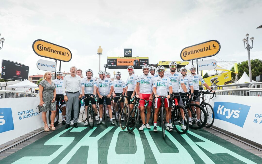 Peace and Sport and the Tour de France organized the ‘Ride for Peace’ parade during the final stage of the Tour de France 2024